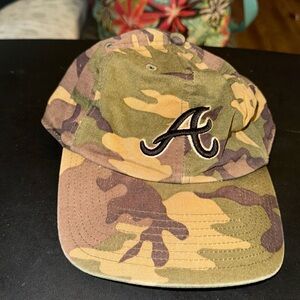 Atlanta Braves Camo Hat